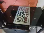 Dining Table extremely good condition