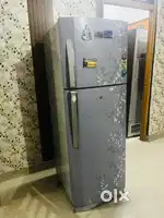 Fridge .. LG .. 260 Litres