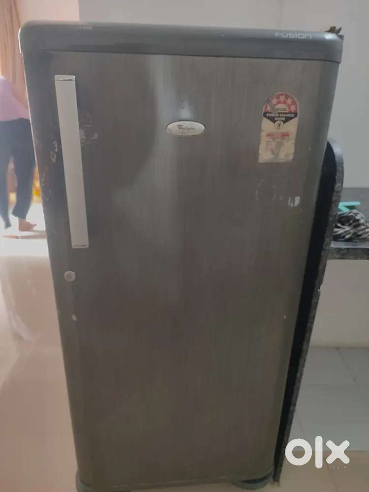 Refrigerator wirlpool