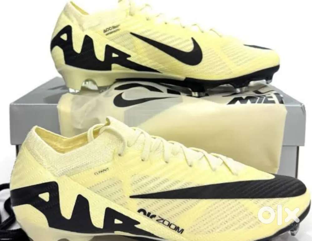 NOT USED IMPORTED IN AMARICA. NIKE ZOOM MODEL HOT DEEL.