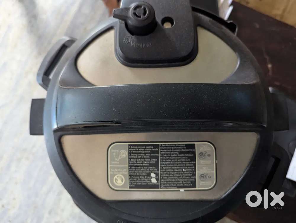 Instant Pot 6L electric pressure cooker