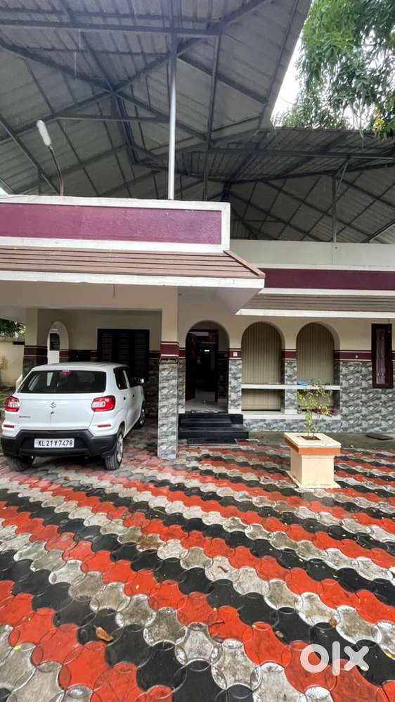 Very near to Kazhakuttam