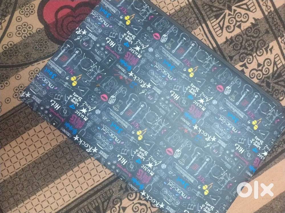 Msi i3 12 gen 8gb rom SSD 512