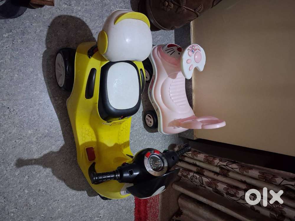 Kids electric scooter