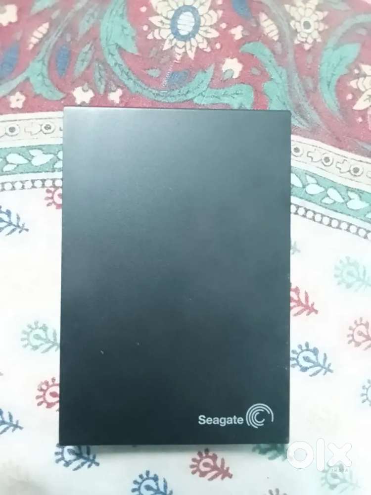 Seagate expansion portable device 1TB