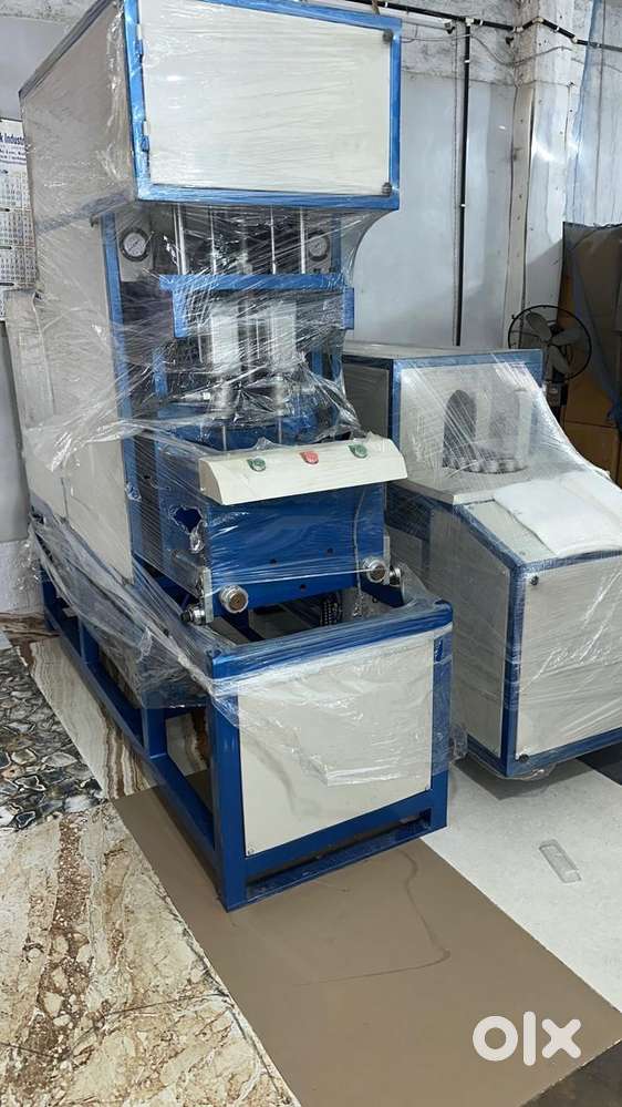 Pet bottle makeing machine