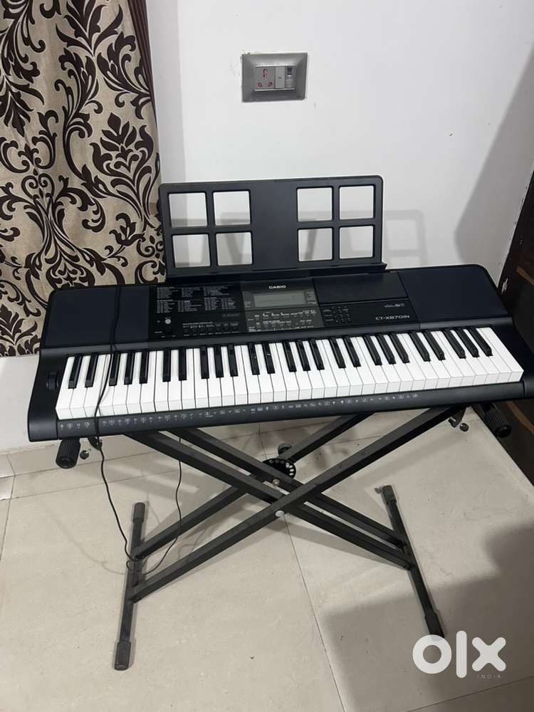 Casio 870-in keyboard piano
