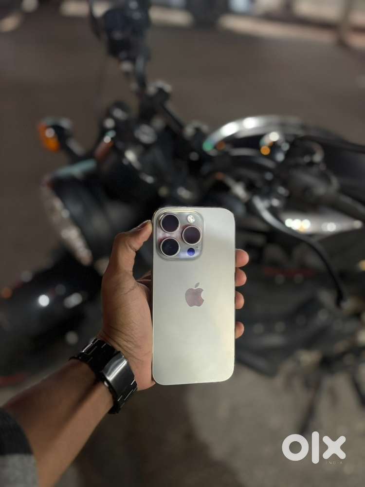 Iphone 15pro (128gb) bh 82% natural tittanium