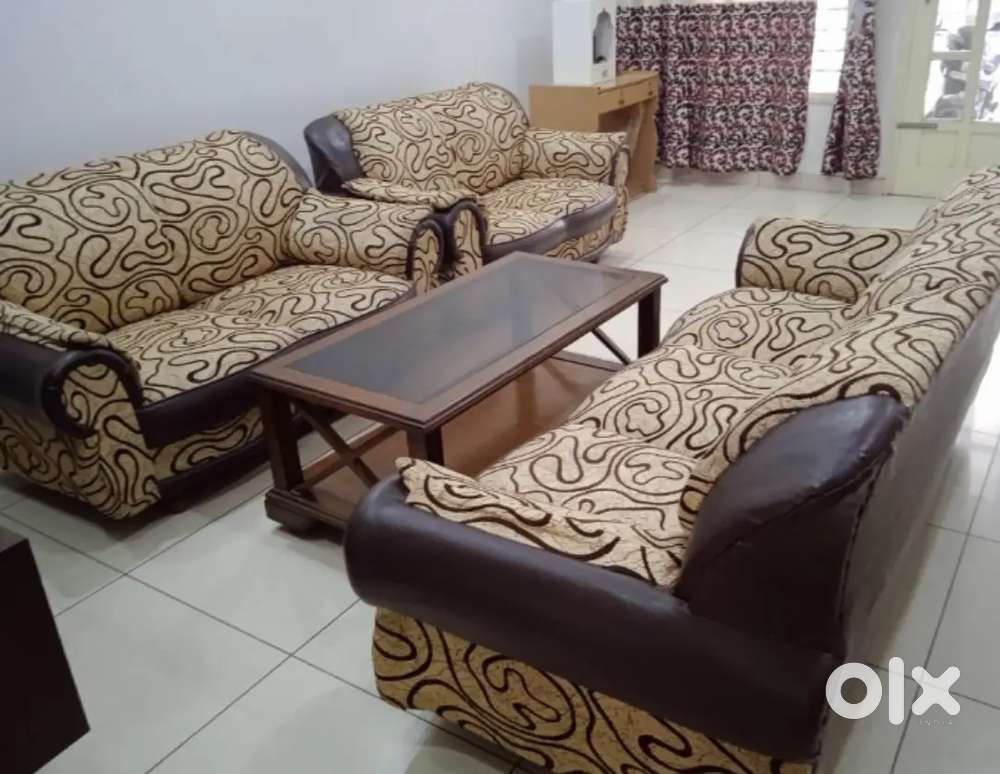 Sofa seven seater,