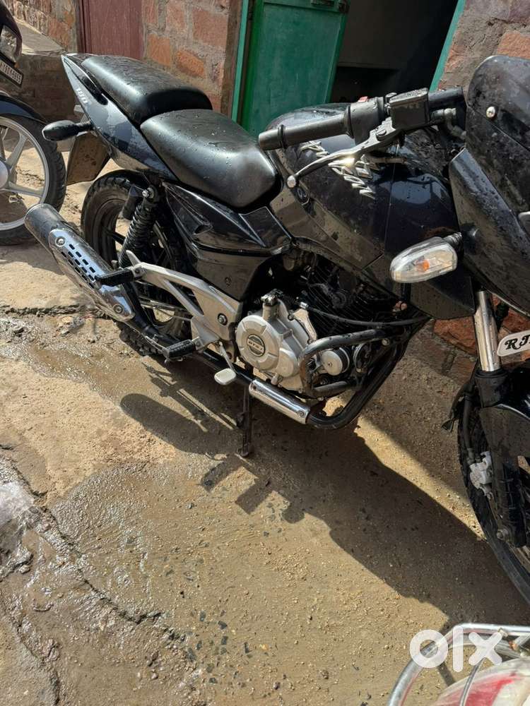 Bajaj Pulsar ccccc showroom condition