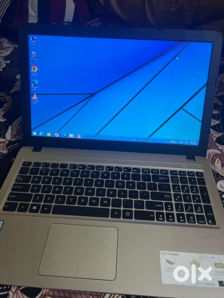 1tb hard disk and ram 4gb….new condition h