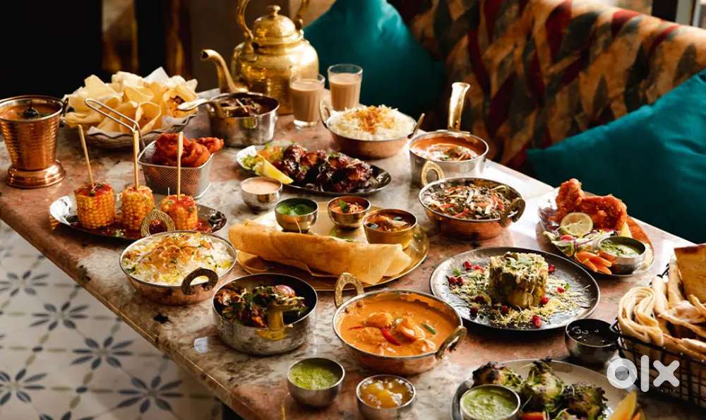 Running Restaurant for sale in Hot crowd location in Patia