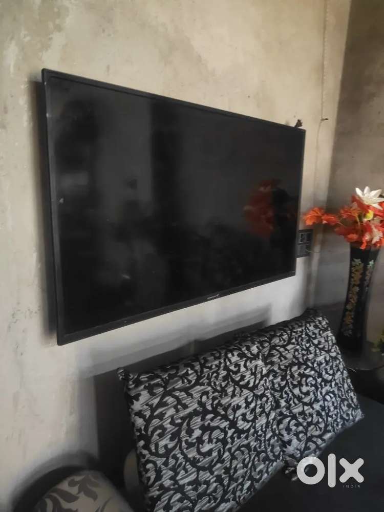 Smart tv videocon 55 inch...only 5000