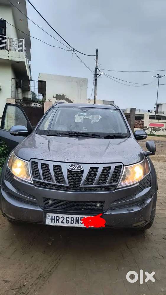 XUV 500 Excellent Condition w6