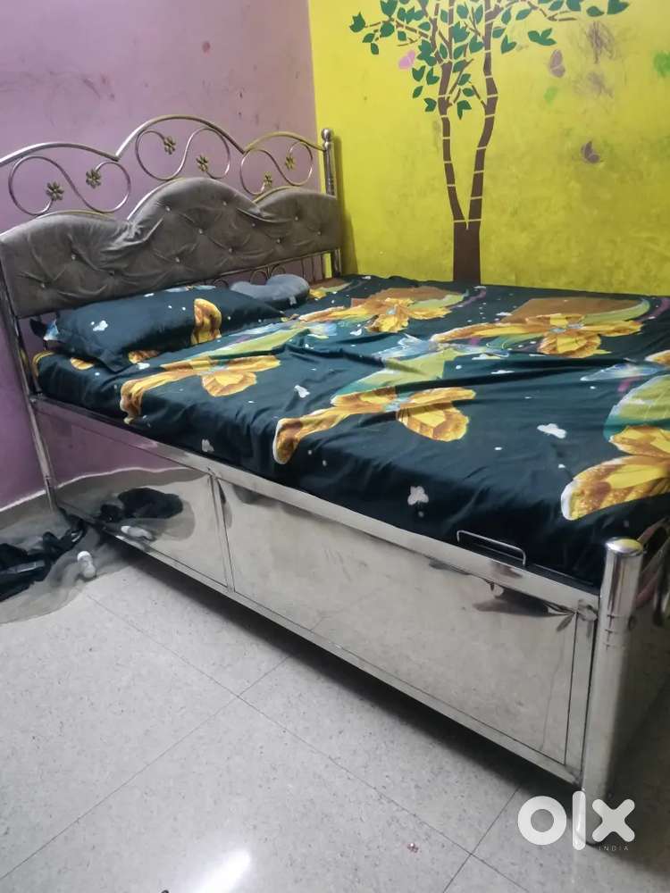 Steel Bed, 204 steel