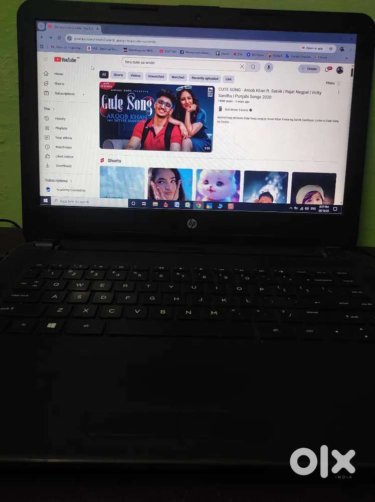 HP  LAPTOP
