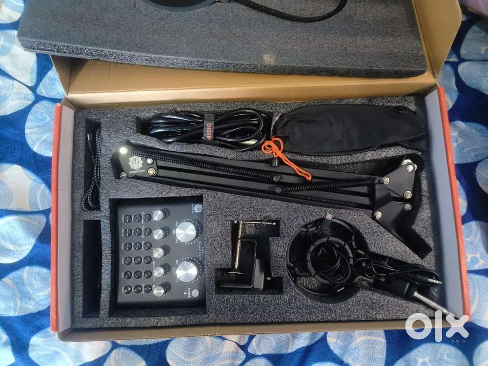 DIGIMORE Condenser Mic for Singing with V8 Sound Card