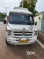 Tempo traveller