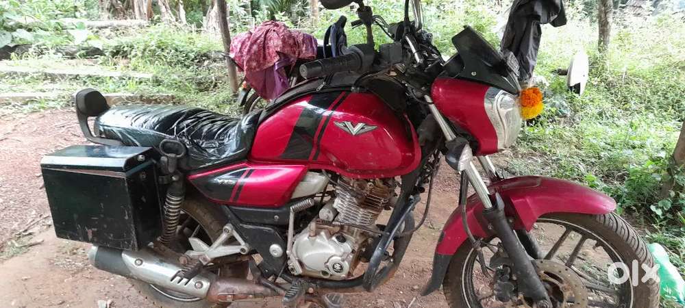 Well maintained. Single owner.