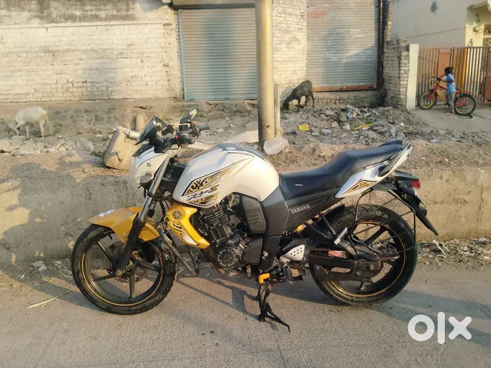 New tyer new battery good condition only by and ride