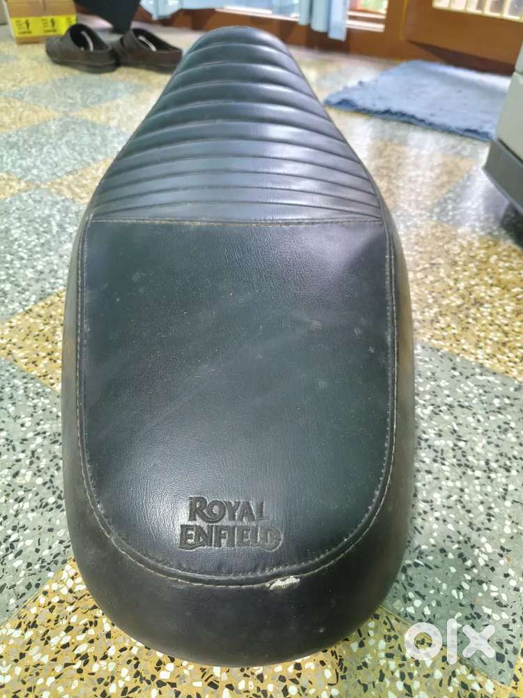 Royal Enfield Hunter 350 Seat