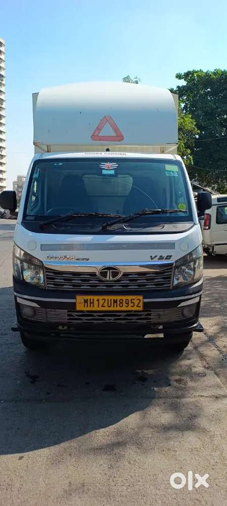 Tata intra v 50 Tata Intra V-50 colour white.