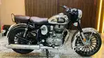 ROYAL ENFIELD CLASSIC CHROME FULLY LOADED IS IN MINT CONDITION.