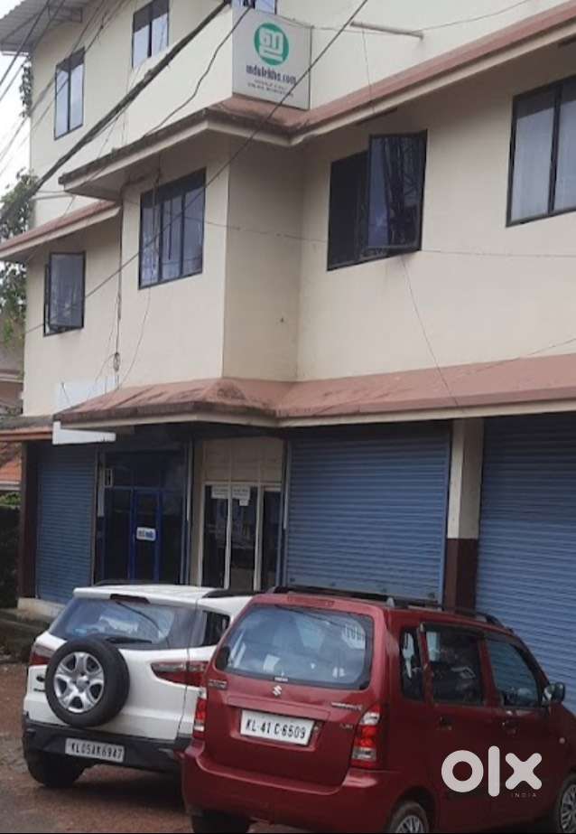 Office Assistant for an Online Bookstore