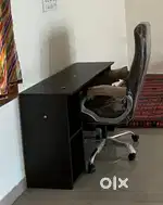 Wooden study/computer table