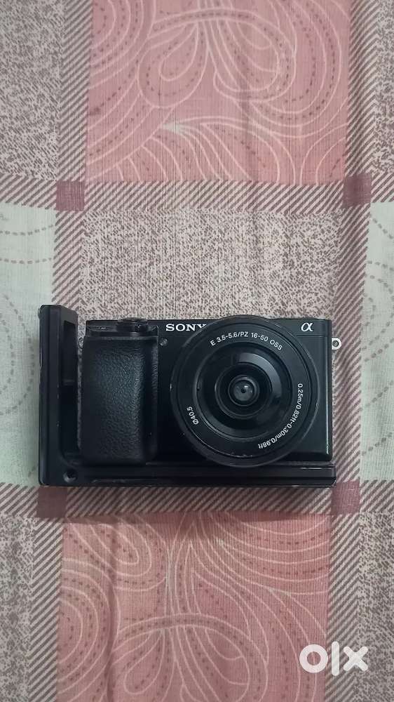 Sony A6100 dslr