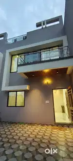 Kailash nagar Ekta chowk ke pas 4 bhk house rode se  100 mt