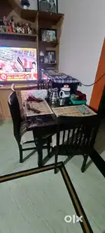 Dining table for sale