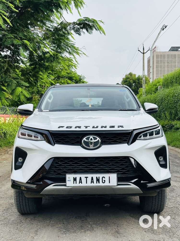 Toyota Fortuner Legender 4X4 AT 2.8, 2024, Diesel