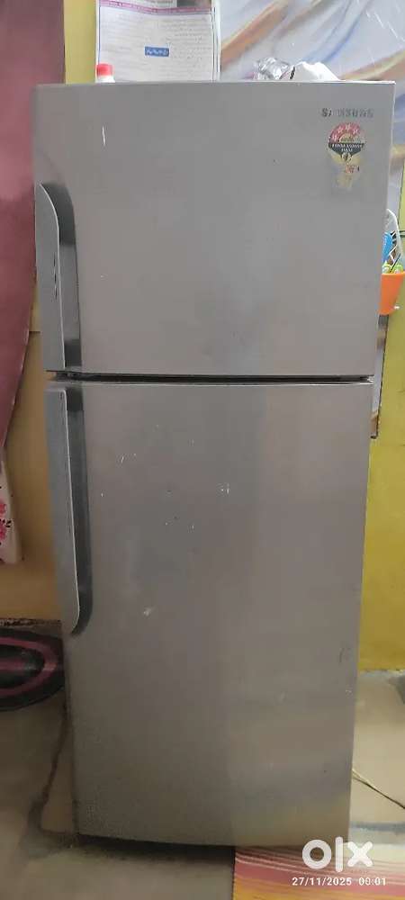 Samsung 265 ltrs fridge