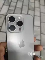 15 Pro/Natural Titanium.