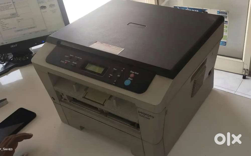 Konica blank and White Printer