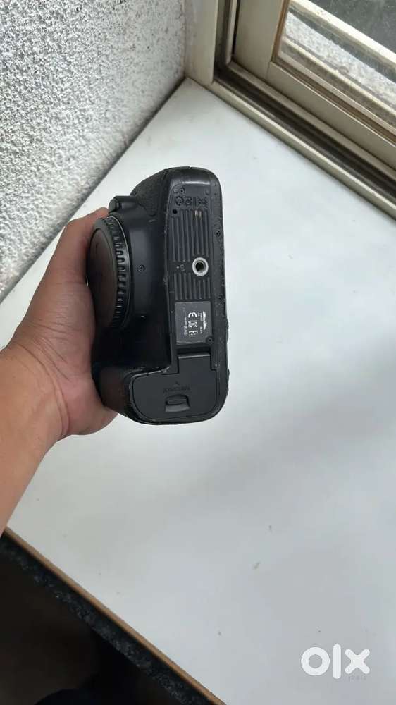 Canon 6d with 24-105 F4 , 85F1.8 and canon flash for sale