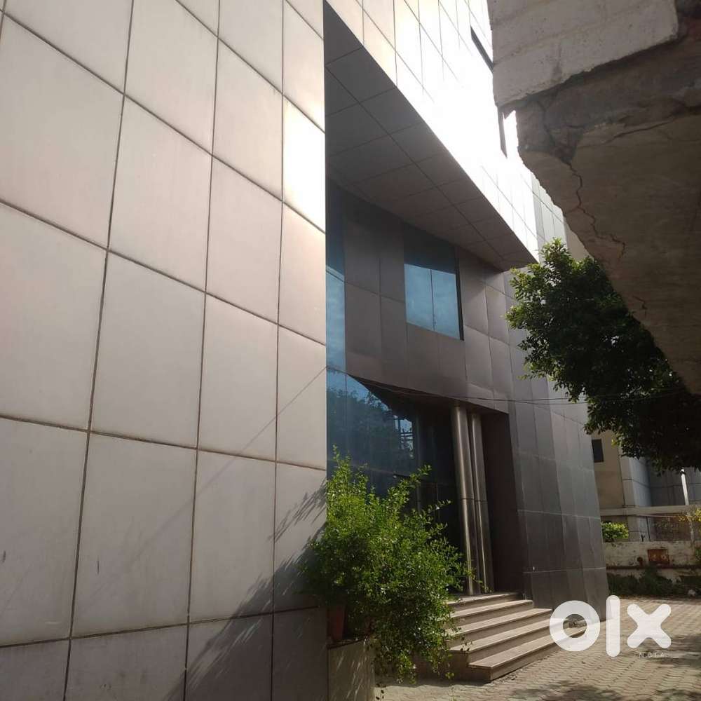 Sale Commercial Building