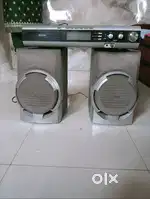Philips DVD player with 2 big size speakers