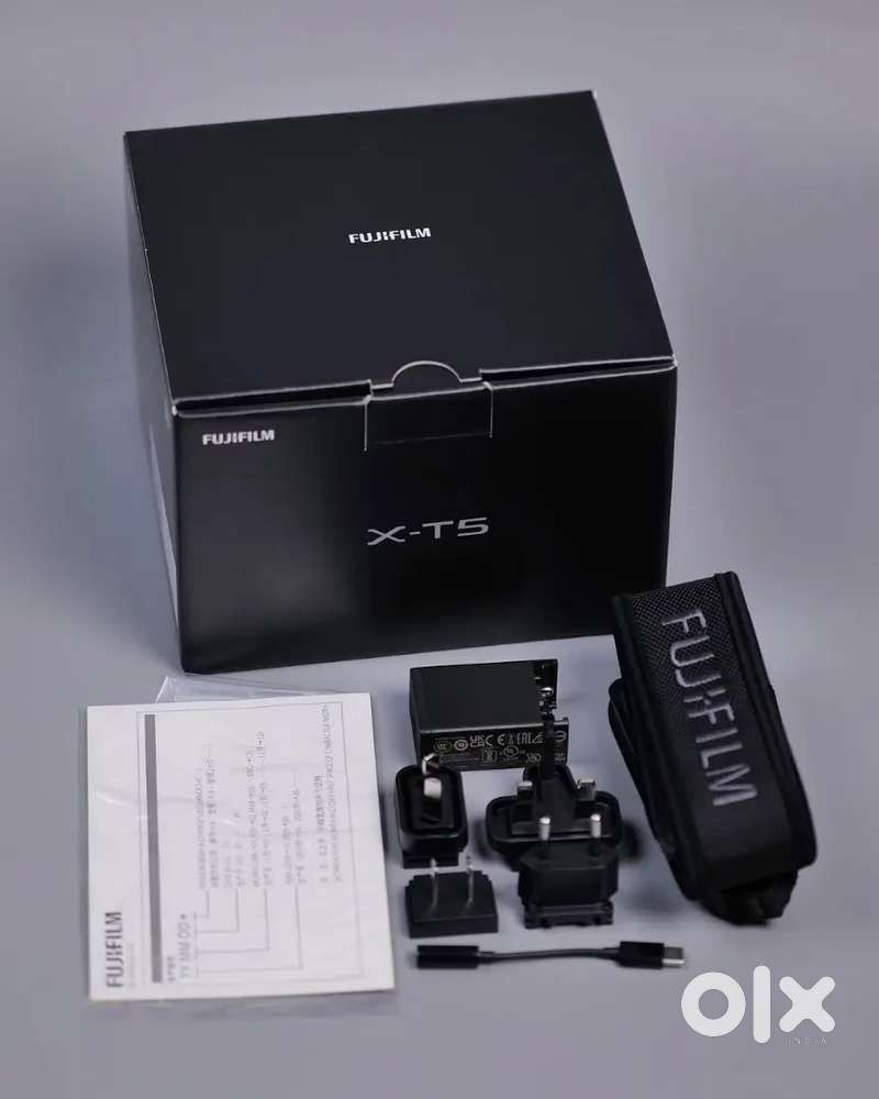 Fujifilm X-T5 Mirrorless Camera Black