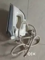 Usha 1000w Iron