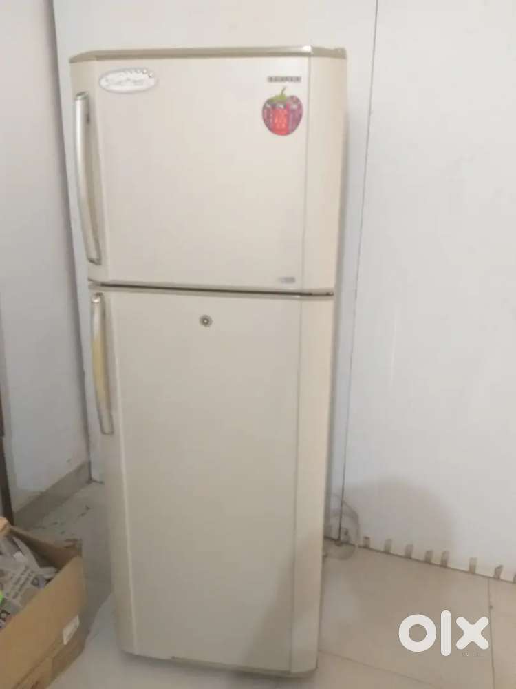 Samsung double door refrigerator