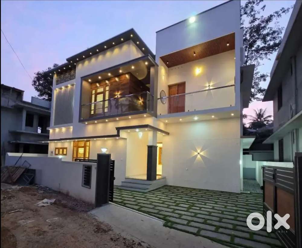 4bd 5cent pothencode jn New house