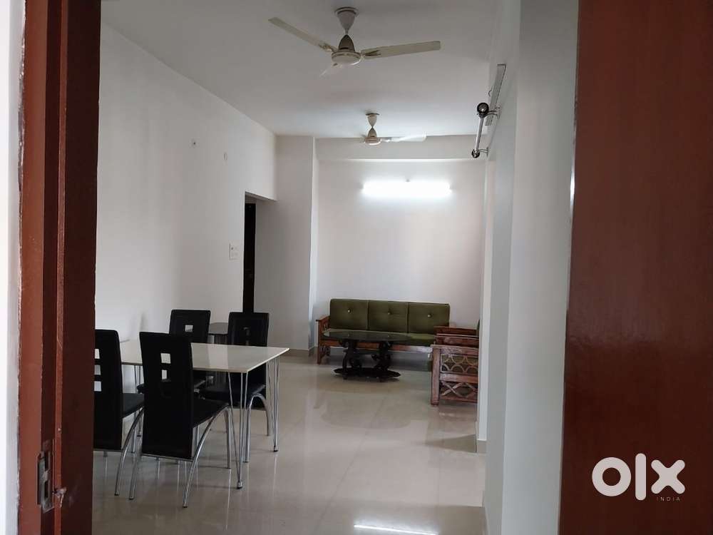 FURNISHED 3BHK FLAT AT SIXMILE FOR RENT