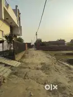 100 gaj plot 18 front RAF ke piche ozone city road