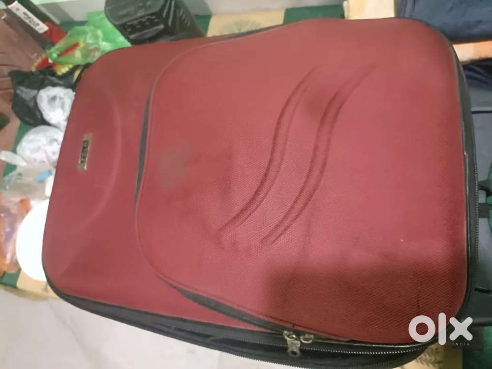 I Am Selling Trolley Bag.