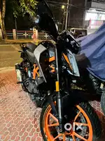 Duke 390 Bs6