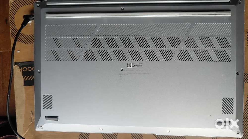 Asus Vivobook Pro 15  Ryzen 5 5600H  RTX 2050  Minor Scratch