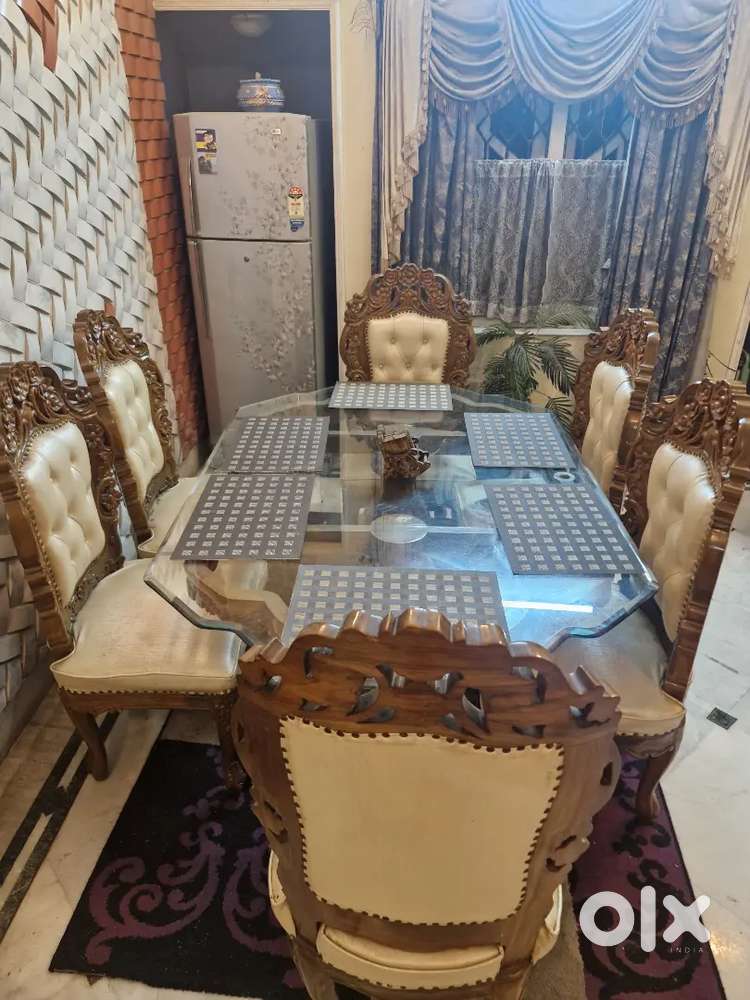 6 seater dinning table