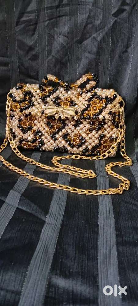 Stylish pearl purse (TIGER PRINT)
